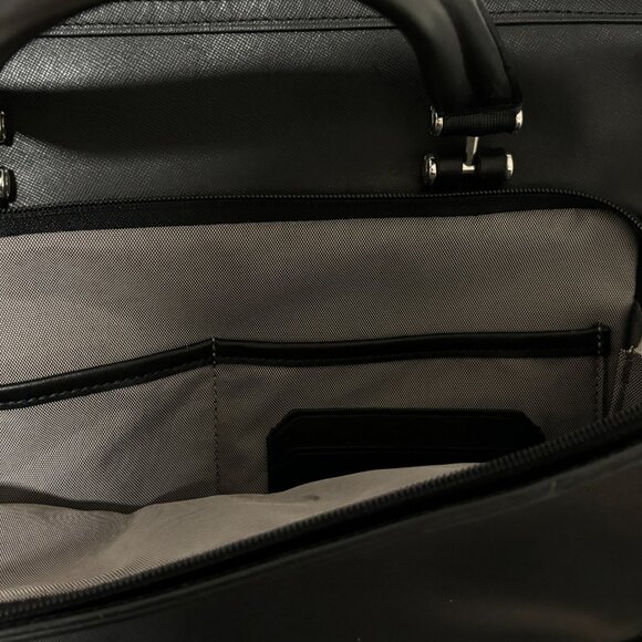 Tumi Astor Regis Black Slim Leather Briefcase Messenger Laptop Bag - 93211D - Picture 13 of 14